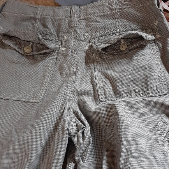 Gap Kids SIZE 14 Long Cargo Shorts - Picture 6 of 16